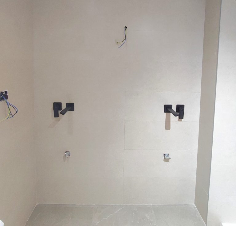 Baño vivienda Almería centro · Fase 2